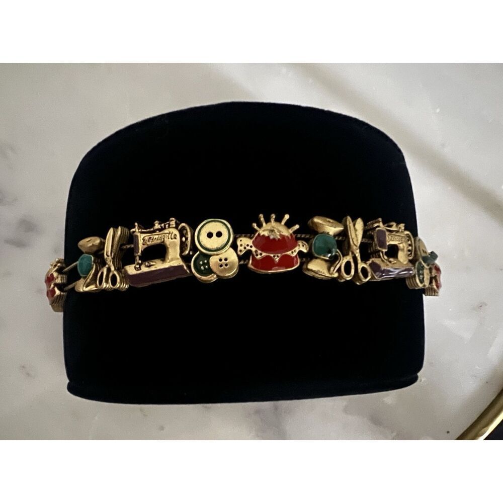 Vintage Bracelet Seamstress Sewing Machine Buttons Slide Charms Goldtone 7.5”